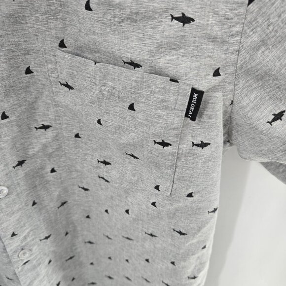 Molokai Surf Co Gray Sharks Short Sleeved Button Down Medium - Picture 3 of 14